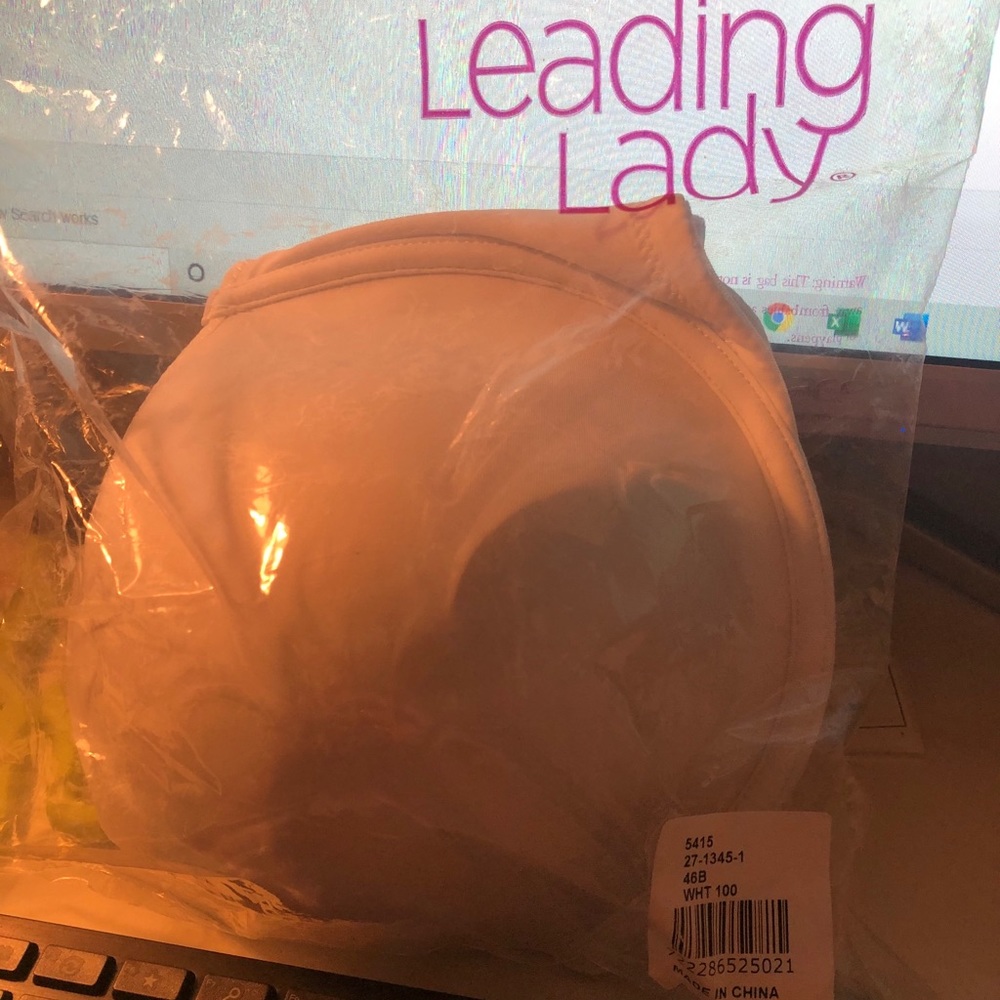 Brand new in bag 46B bra